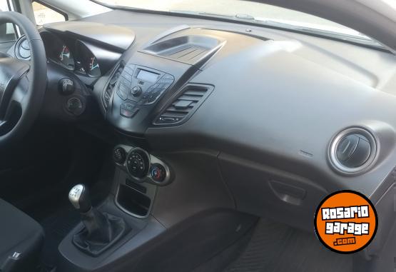 Autos - Ford Fiesta kd 5ptas 2015 Nafta 115000Km - En Venta