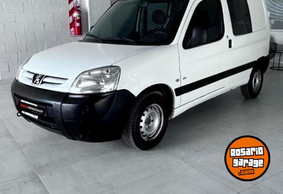 Autos - Peugeot FURGON 1.6 HDI 2014 Nafta 140000Km - En Venta