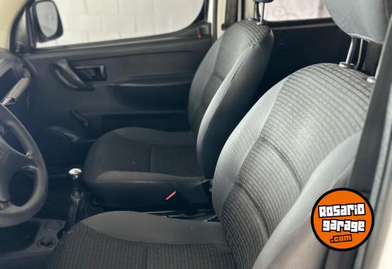 Autos - Peugeot FURGON 1.6 HDI 2014 Nafta 140000Km - En Venta