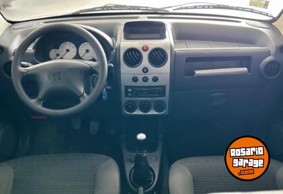 Autos - Peugeot FURGON 1.6 HDI 2014 Nafta 140000Km - En Venta