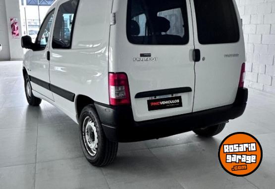 Autos - Peugeot FURGON 1.6 HDI 2014 Nafta 140000Km - En Venta