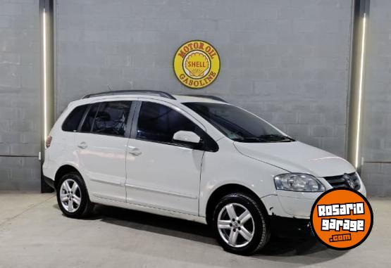 Autos - Volkswagen SURAN HIGHLINE 1.6 2010 Nafta 208000Km - En Venta