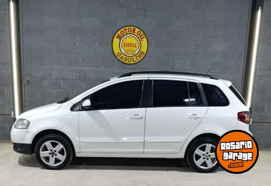 Autos - Volkswagen SURAN HIGHLINE 1.6 2010 Nafta 208000Km - En Venta