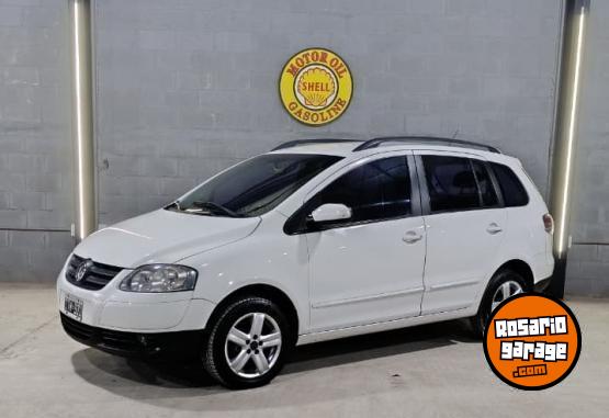 Autos - Volkswagen SURAN HIGHLINE 1.6 2010 Nafta 208000Km - En Venta