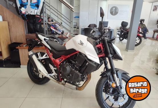 Motos - Honda CB750 HORNET 2025 Nafta 0Km - En Venta