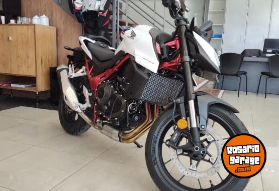 Motos - Honda CB750 HORNET 2025 Nafta 0Km - En Venta