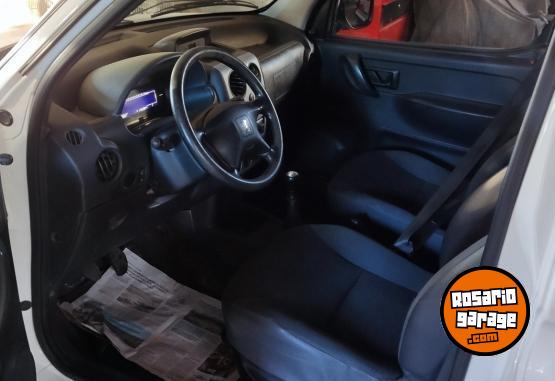 Utilitarios - Peugeot PARTNER 2019 Diesel 100000Km - En Venta