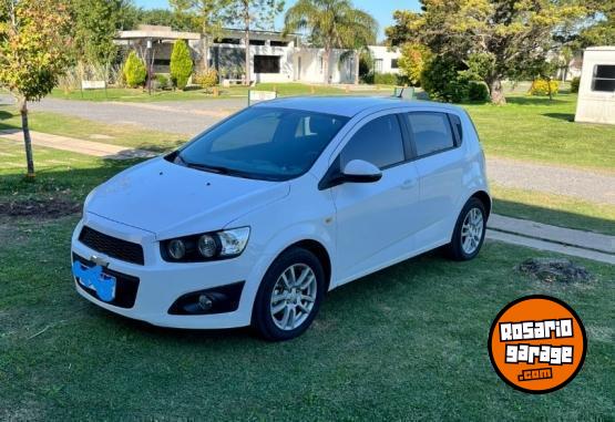 Autos - Chevrolet SONIC 2016 Nafta 33000Km - En Venta