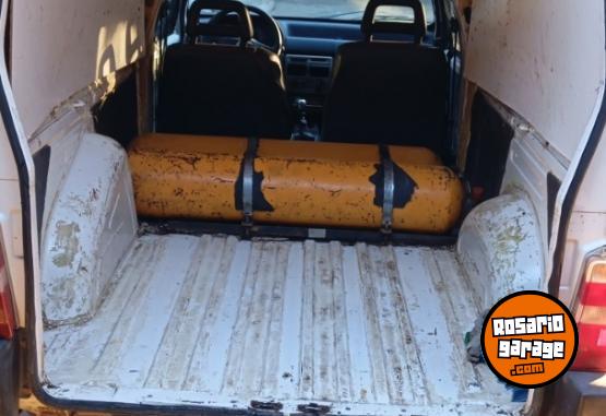 Utilitarios - Fiat Fiorino 1.3 furgon 2009 Nafta 200000Km - En Venta