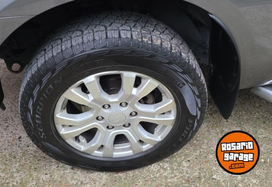 Camionetas - Ford RANGER 3.2 LIMITED 2016 Diesel 220000Km - En Venta