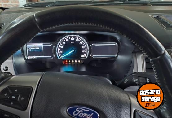 Camionetas - Ford RANGER 3.2 LIMITED 2016 Diesel 220000Km - En Venta