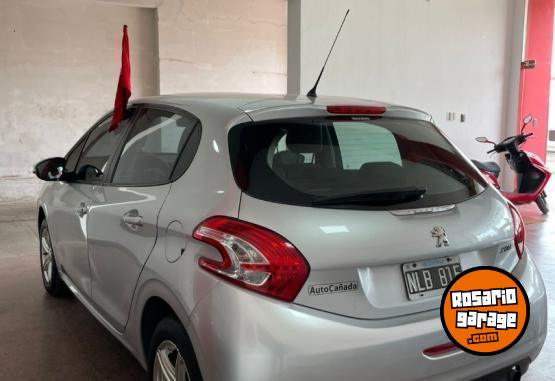 Autos - Peugeot 208 ACTIVE 1.5 2013 Nafta 76000Km - En Venta