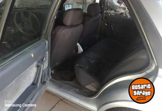 Cl�sicos - Peugeot 505 M89 gnc - En Venta