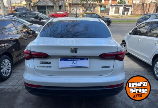 Autos - Fiat Cronos precisin 2021 Nafta 80000Km - En Venta