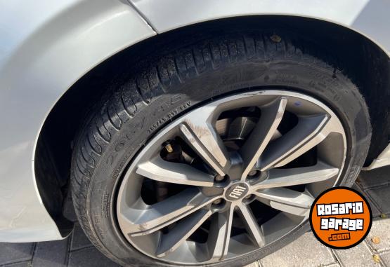 Autos - Fiat Cronos precisin 2021 Nafta 80000Km - En Venta