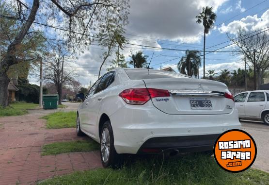 Autos - Citroen C4 Lounge 2015 Nafta 65000Km - En Venta