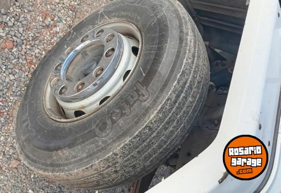 Camiones y Grúas - Cargo 1730 excelente - En Venta