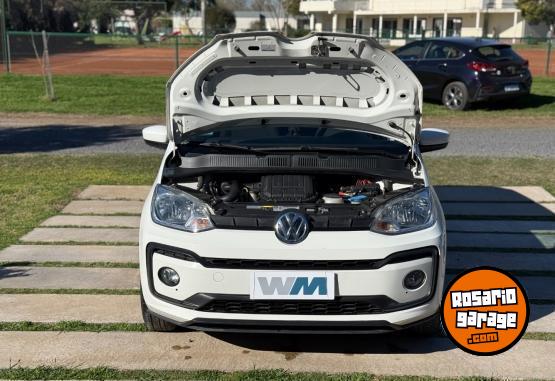 Autos - Volkswagen Up Move 2017 Nafta 98000Km - En Venta