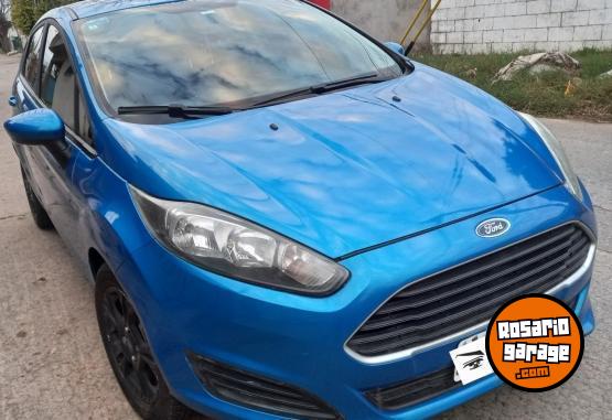 Autos - Ford Fiesta kinetic 2015 Nafta 125000Km - En Venta