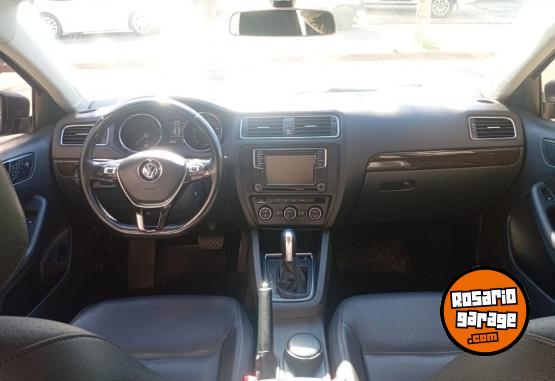 Autos - Volkswagen Vento highline cuero 1.4 2017 Nafta 83000Km - En Venta