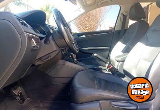 Autos - Volkswagen Vento highline cuero 1.4 2017 Nafta 83000Km - En Venta