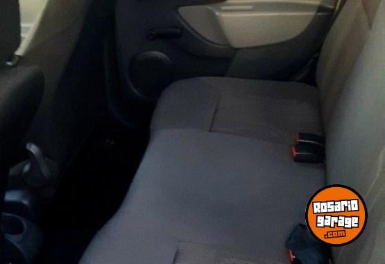 Autos - Renault LOGAN EXPRESSION 1.6 2016 GNC 135000Km - En Venta