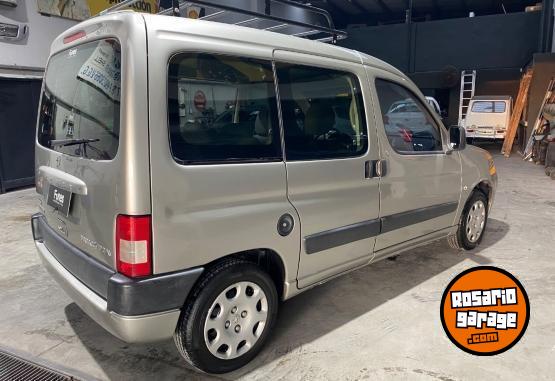 Utilitarios - Peugeot Partner Patagonica 1.6 2013 Diesel 186000Km - En Venta
