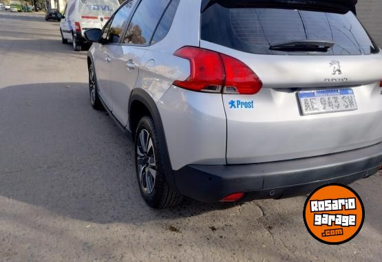 Autos - Peugeot 2008 feline 1.6 no thp 2021 Nafta 18000Km - En Venta