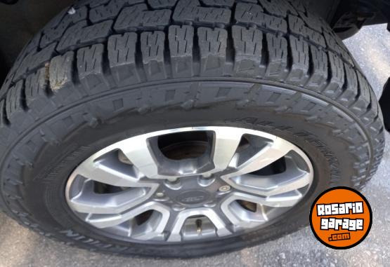 Camionetas - Ford RANGER LIMITED 3.2 AT 2021 Diesel 90000Km - En Venta