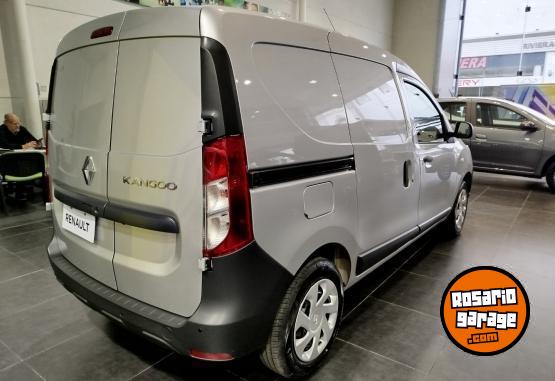 Utilitarios - Renault Kangoo 2025 Nafta 0Km - En Venta