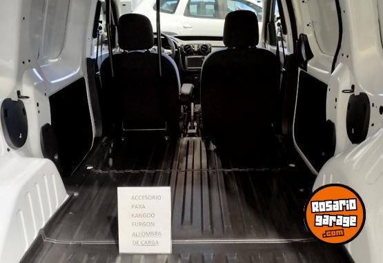 Utilitarios - Renault Kangoo 2025 Nafta 0Km - En Venta