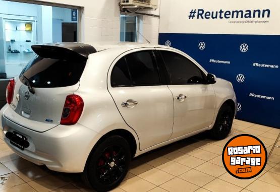 Autos - Nissan MARCH MEDIA TECH 2014 Nafta 85000Km - En Venta