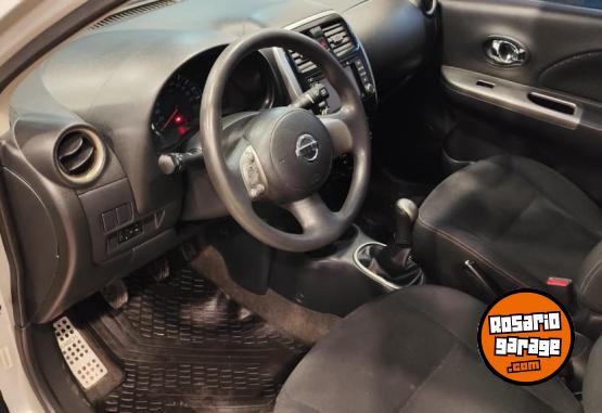 Autos - Nissan MARCH MEDIA TECH 2014 Nafta 85000Km - En Venta