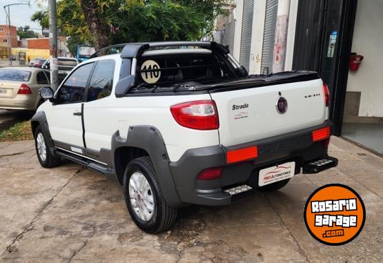 Camionetas - Fiat Strada Adventure Locker 2015 Nafta 124000Km - En Venta