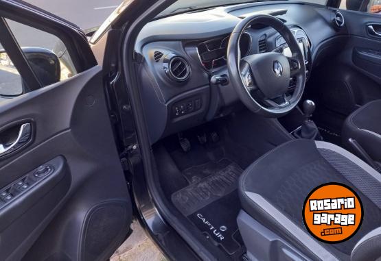 Autos - Renault CAPTUR 2.0 ZEN 2017 Nafta 80000Km - En Venta