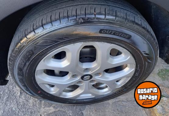 Autos - Renault CAPTUR 2.0 ZEN 2017 Nafta 80000Km - En Venta