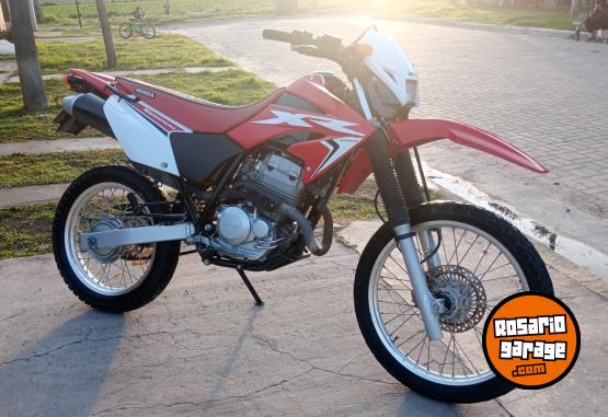 Motos - Honda XR tornado 250 2017 Nafta 30000Km - En Venta