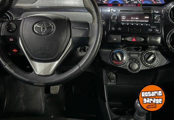 Autos - Toyota Etios 2015 Nafta - En Venta