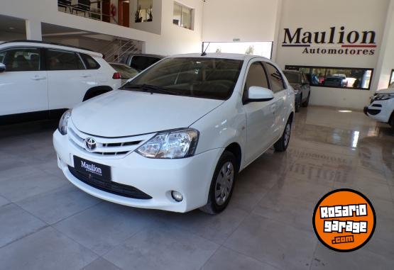 Autos - Toyota etios xs 1.5 6m/t 2017 Nafta 126000Km - En Venta