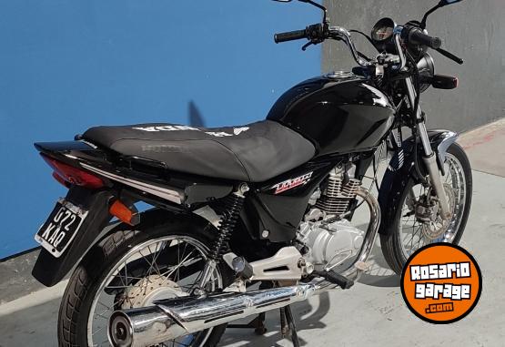 Motos - Honda CG 150 TITAN 2013 Nafta 17700Km - En Venta