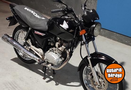 Motos - Honda CG 150 TITAN 2013 Nafta 17700Km - En Venta