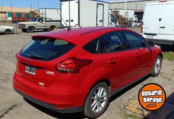 Autos - Ford Focus S 5 puertas 2015 Nafta 160000Km - En Venta