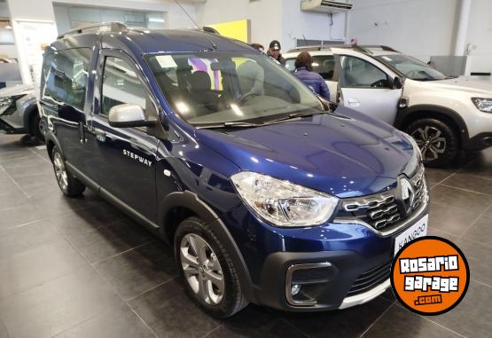 Autos - Renault Kangoo Stepway 2026 Nafta 0Km - En Venta