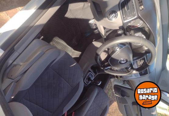 Autos - Volkswagen Fox 2015 Nafta 180000Km - En Venta