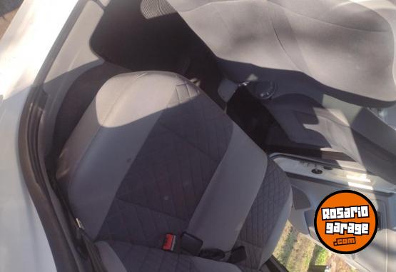 Autos - Volkswagen Fox 2015 Nafta 180000Km - En Venta