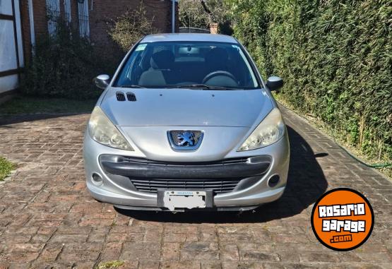 Autos - Peugeot 207 compact xs 1.4 2009 Nafta 108000Km - En Venta