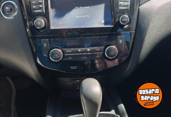 Camionetas - Nissan X trail 2018 Nafta 95000Km - En Venta