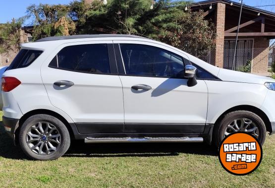 Autos - Ford Ecosport freestyle 2014 GNC 180000Km - En Venta
