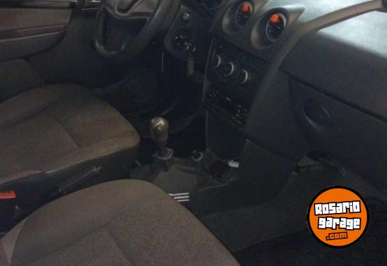 Autos - Chevrolet Celta 2014 Nafta 145000Km - En Venta