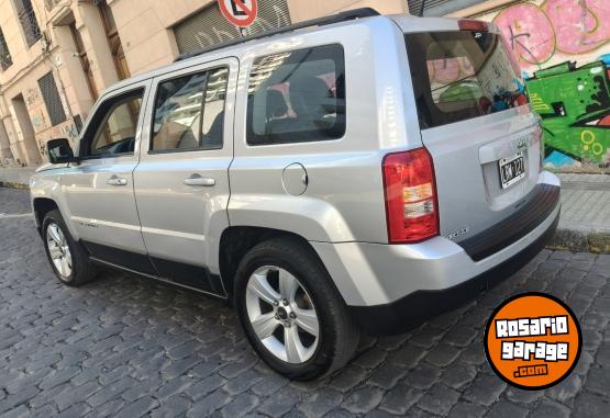 Camionetas - Jeep Patriot 2012 Nafta 145000Km - En Venta